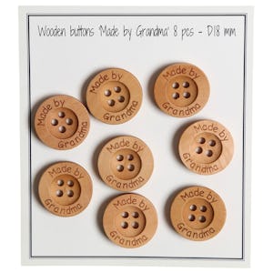 Crafters Wooden Buttons, Read Handmade With Love Buttons, 0.8 Inch Sized,  Crafting, Sewing, Vintage-style, Natural Wood Colored Buttons 